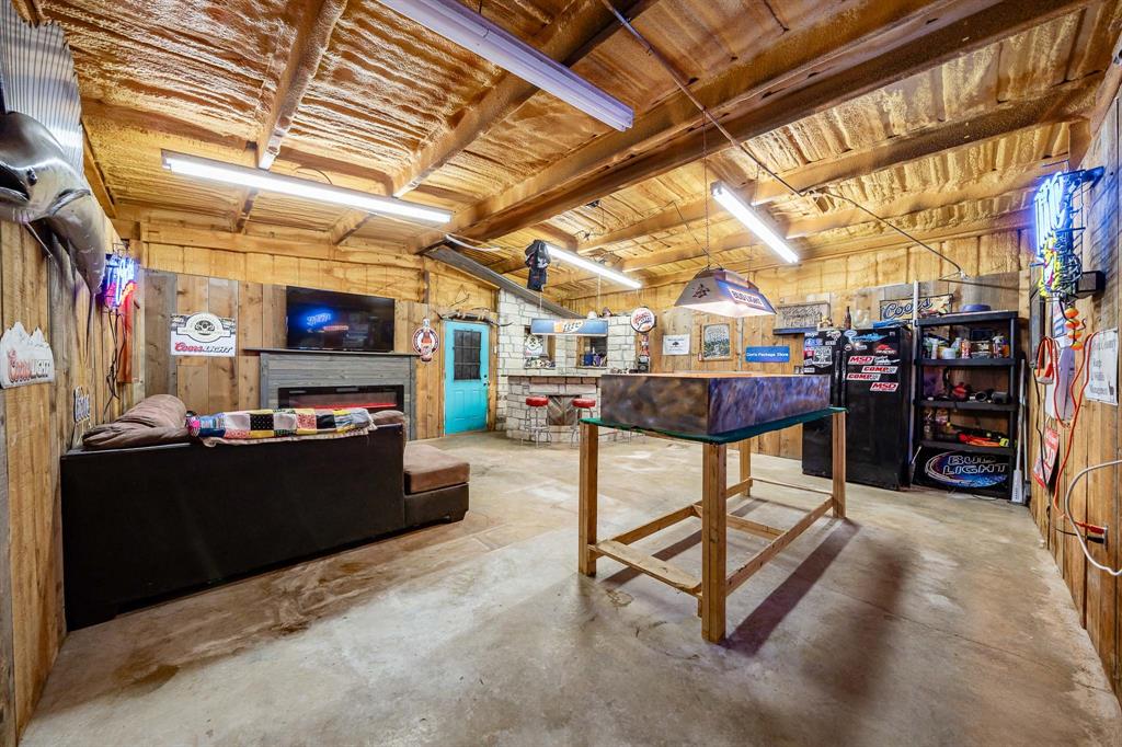 8261 N Us Highway 283 Property Photo 26