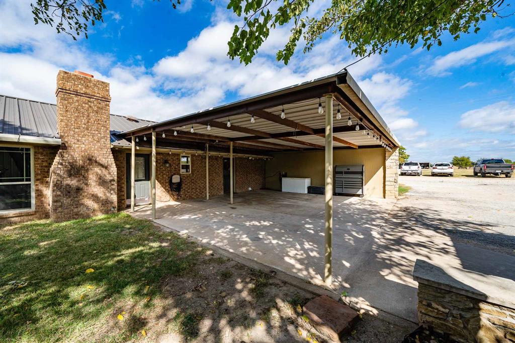 8261 N Us Highway 283 Property Photo 32
