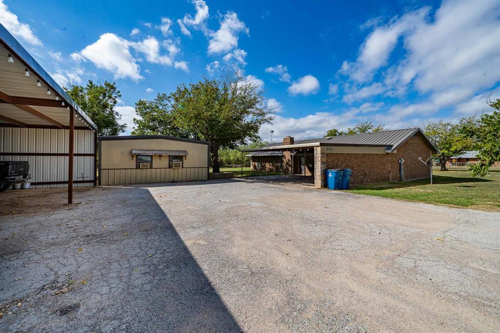 8261 N Us Highway 283 Property Photo 34
