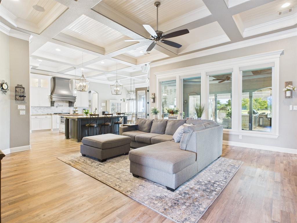 1201 E Iberian Court Property Photo 3