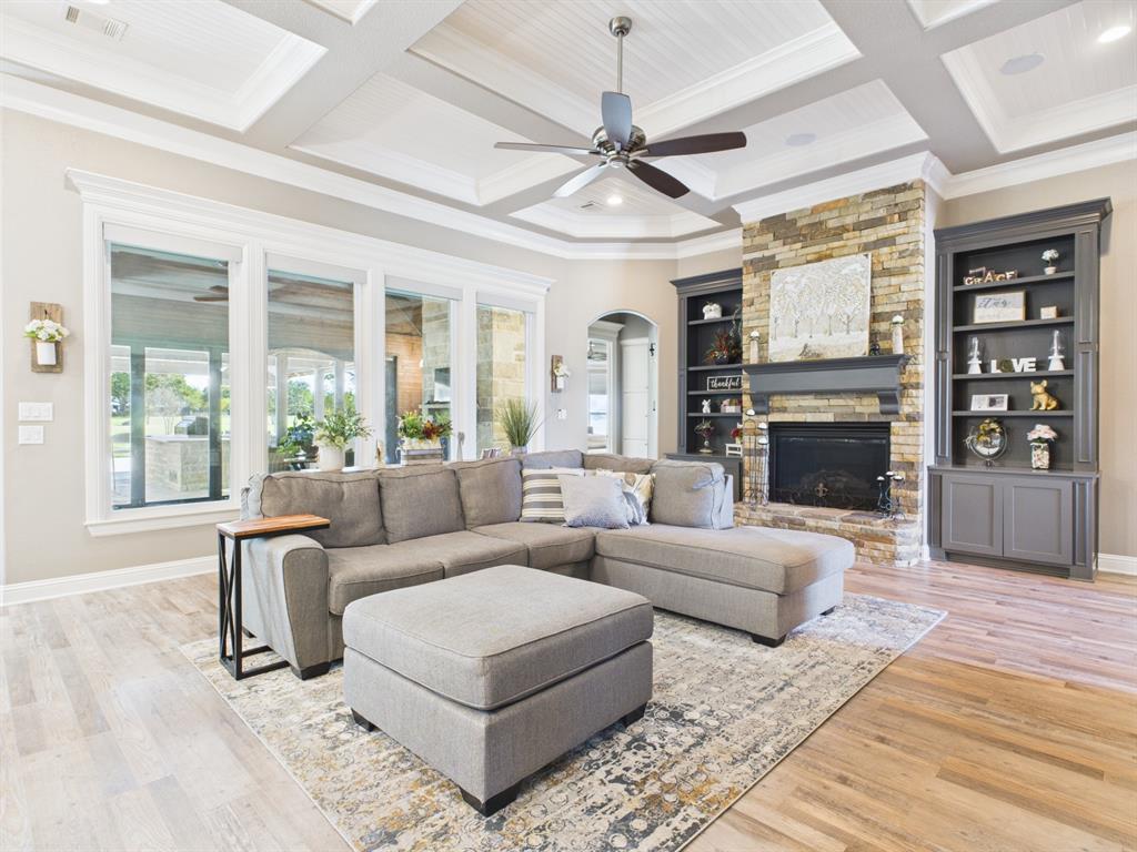 1201 E Iberian Court Property Photo 4