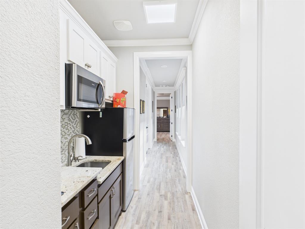 1201 E Iberian Court Property Photo 16
