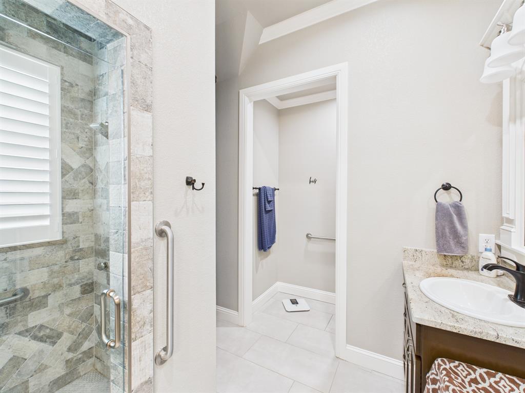 1201 E Iberian Court Property Photo 21