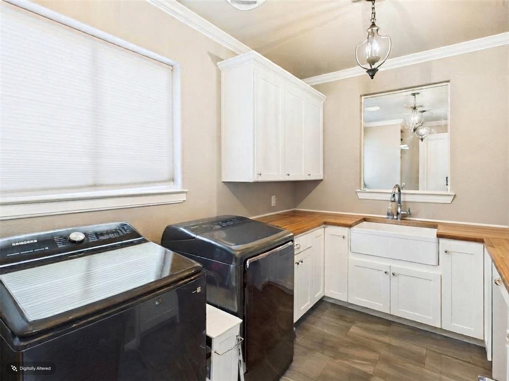 1201 E Iberian Court Property Photo 25