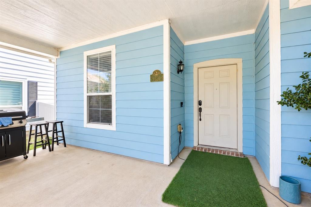 9320 Masse Court Property Photo 3