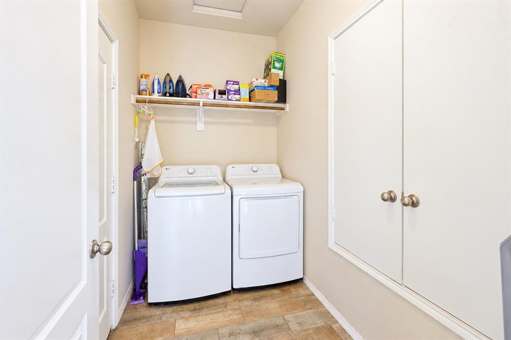 9320 Masse Court Property Photo 22