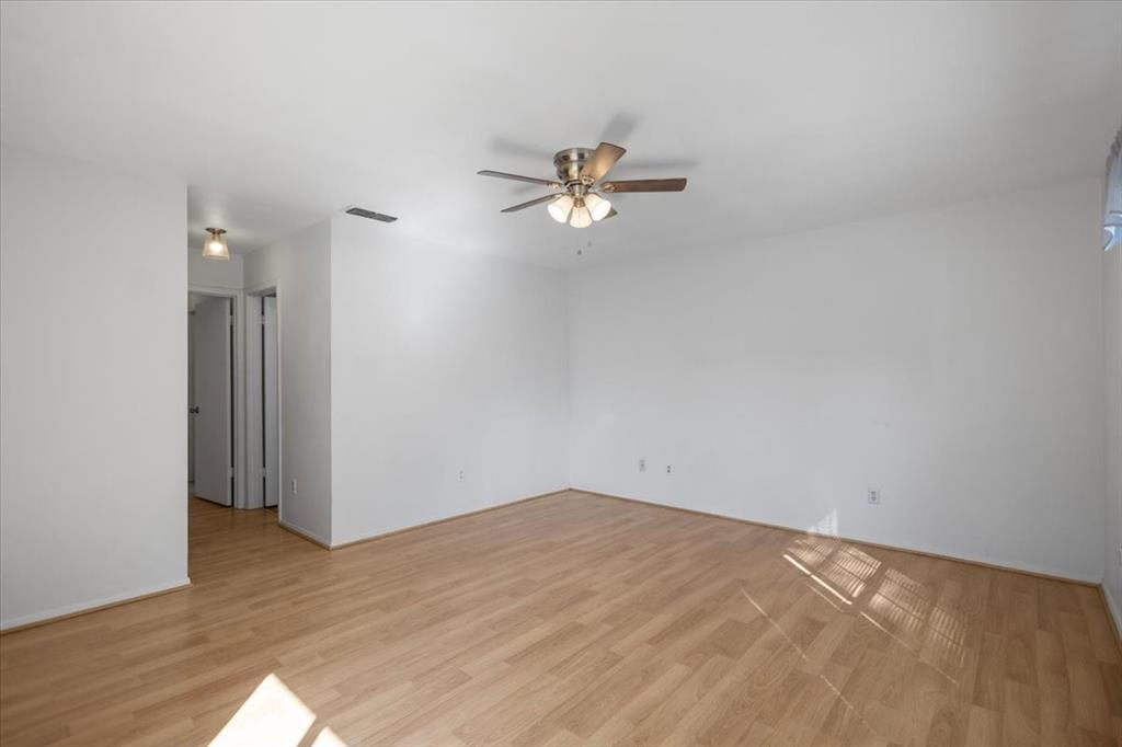 2615 Shady Bluff Property Photo 11