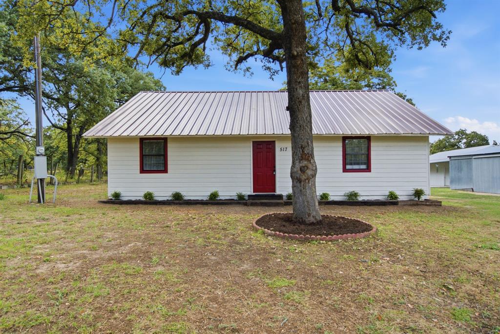 517 Sandy Oaks Road Property Photo 1
