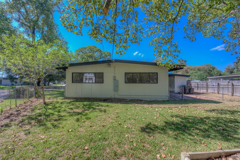 1807 Alison Avenue Property Photo 18