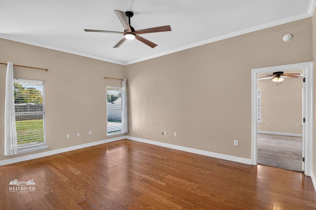 590 Whitefield Lane Property Photo 6