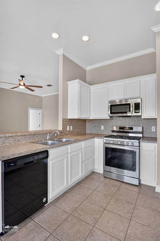 590 Whitefield Lane Property Photo 11