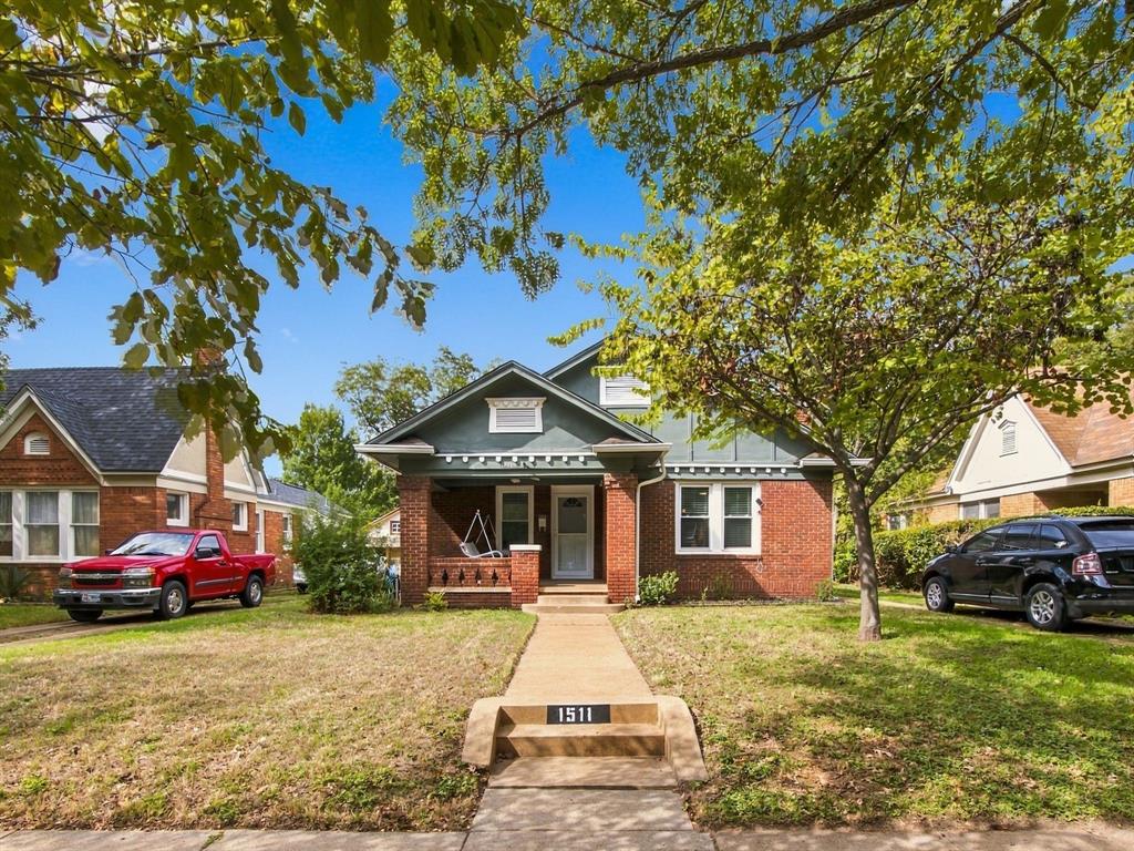 1511 Hollywood Avenue Property Photo 1