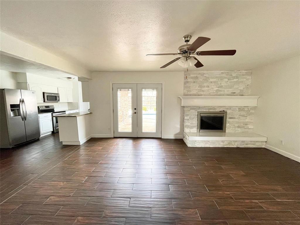 1305 W Spring Creek Parkway Property Photo 1