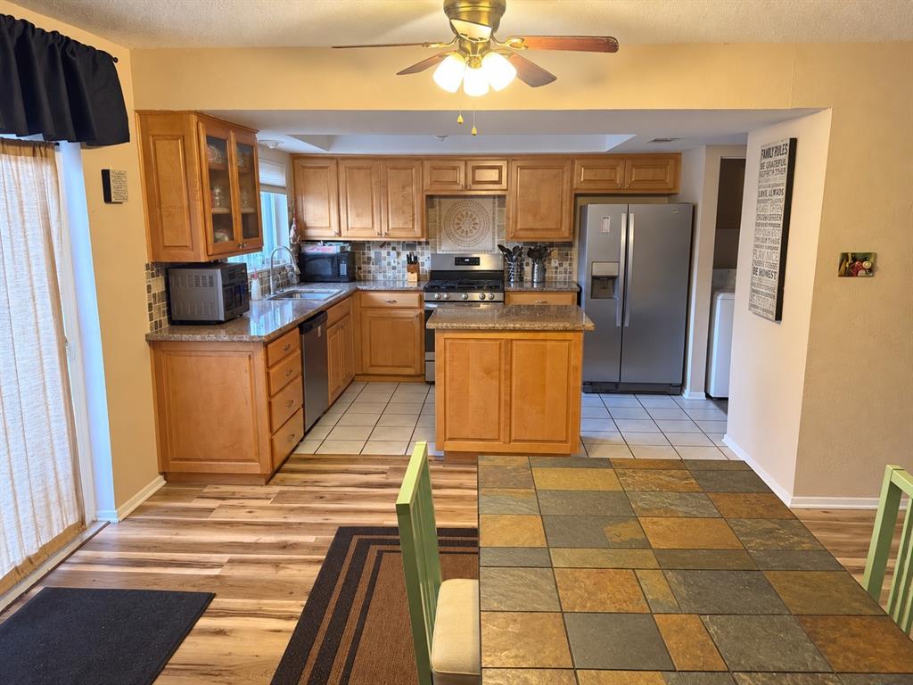 440 Westview Terrace Property Photo 8