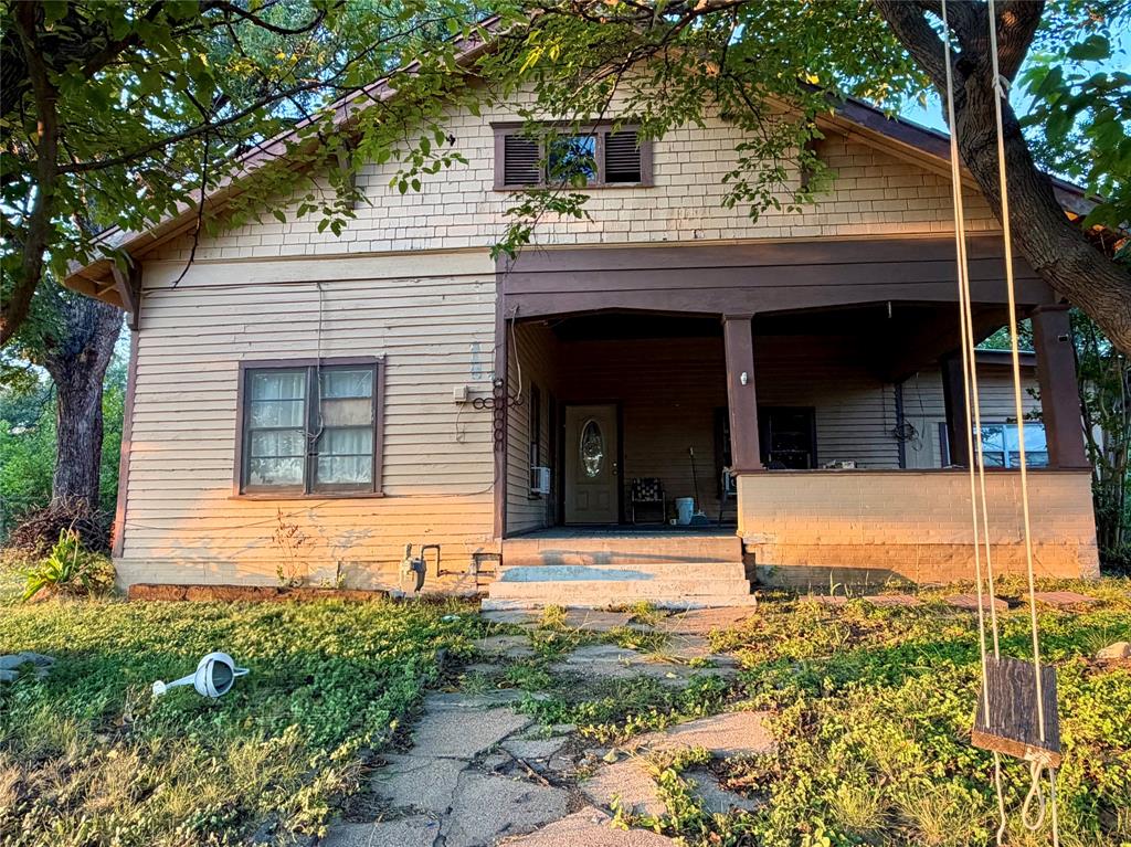 207 W Paine Avenue Property Photo 1
