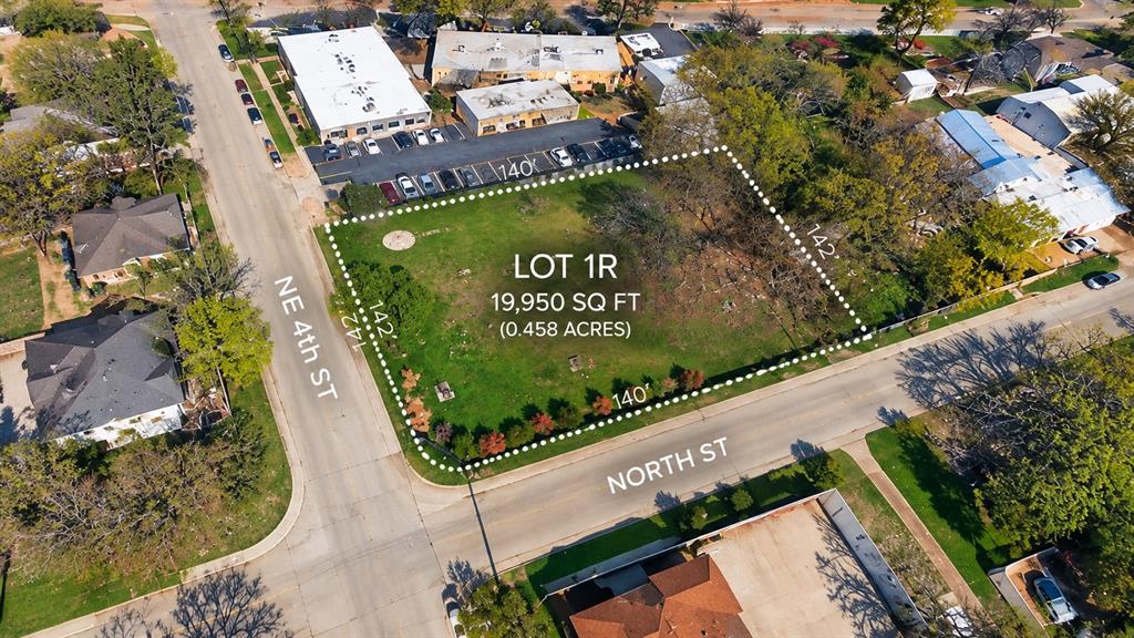 310 4th Street Property Photo 2