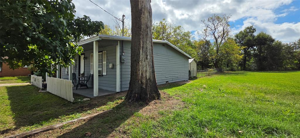 1713 W Frank Street Property Photo 6