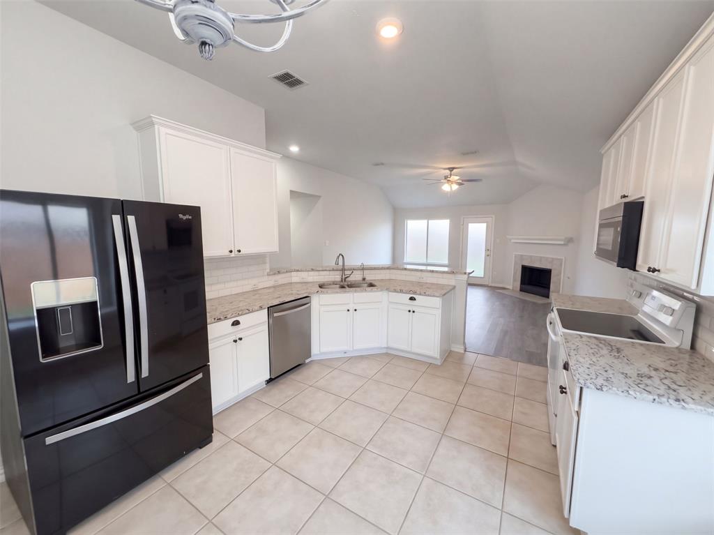 2821 Enchanted Eve Drive Property Photo 2