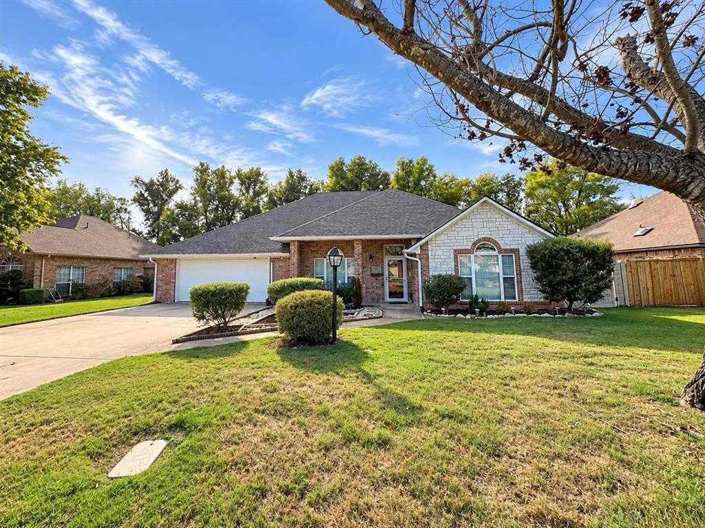 1018 Samuel Ln. Property Photo 1