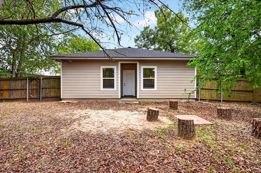 1719 Park Street Property Photo 23