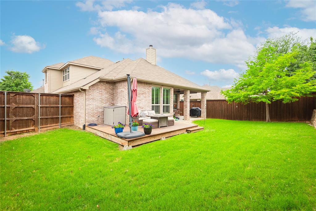 5320 Grovewood Drive Property Photo 1