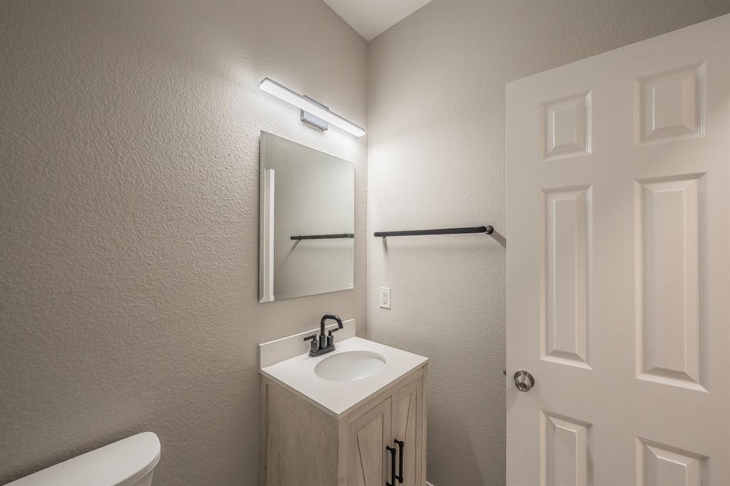 10305 Stoneside Trail Property Photo 9