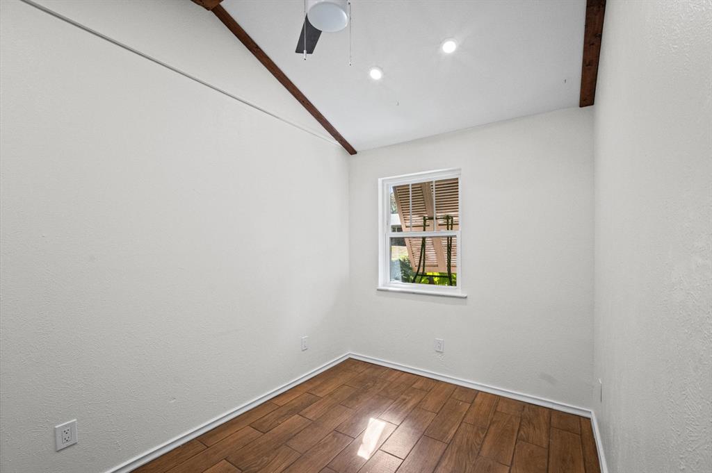 9011 Fringewood Drive Property Photo 24