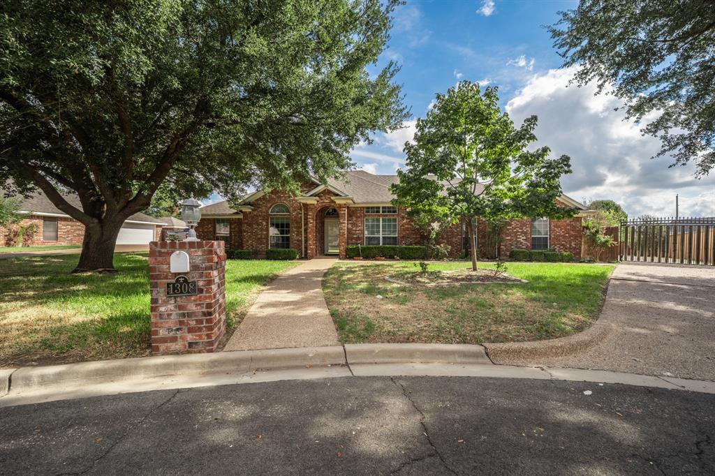 1308 Wentwood Circle Property Photo 1