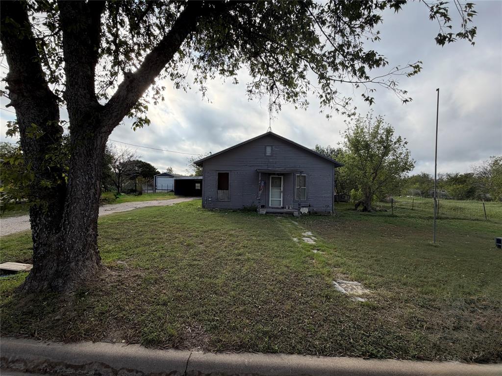 609 E Lumpkin Street Property Photo 1