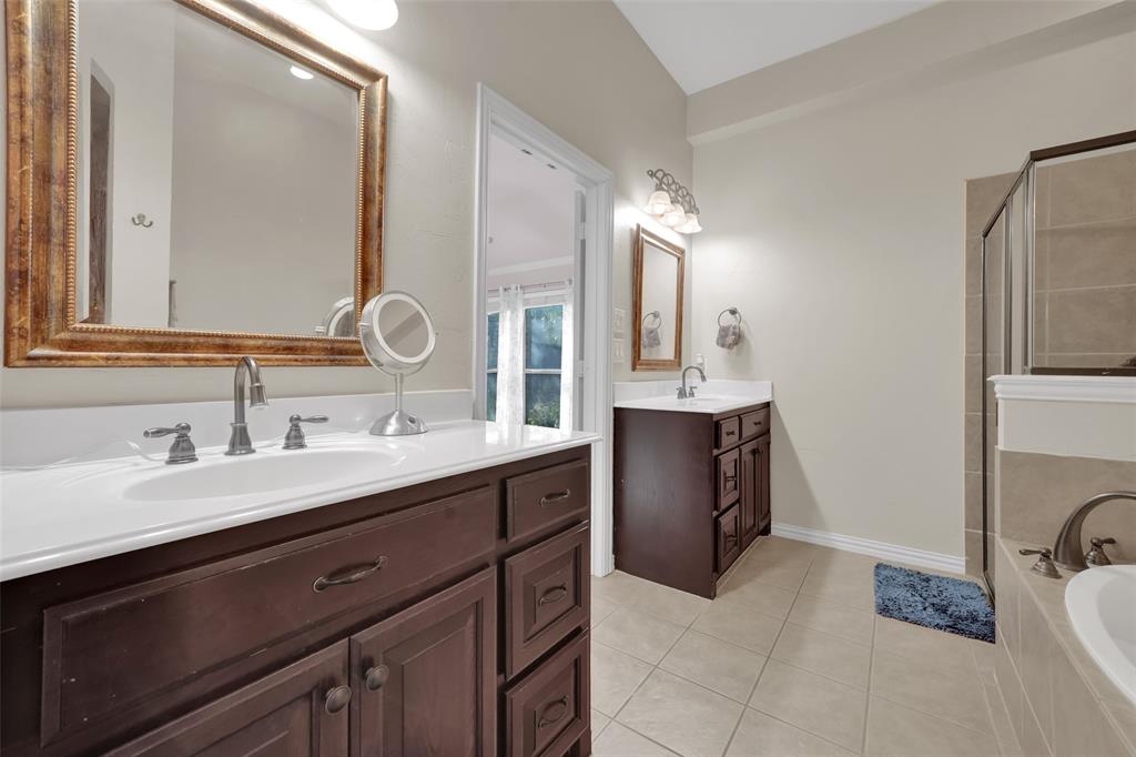 5801 Mira Lago Lane Property Photo 15