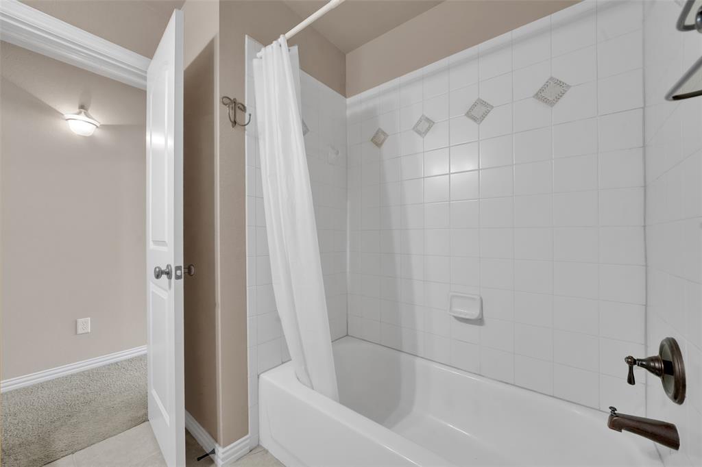5801 Mira Lago Lane Property Photo 21