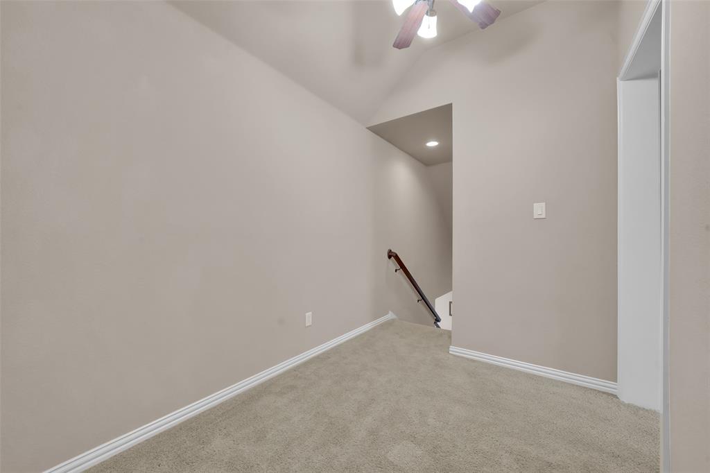 5801 Mira Lago Lane Property Photo 27