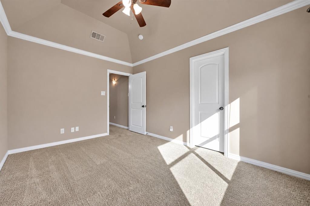 5801 Mira Lago Lane Property Photo 28