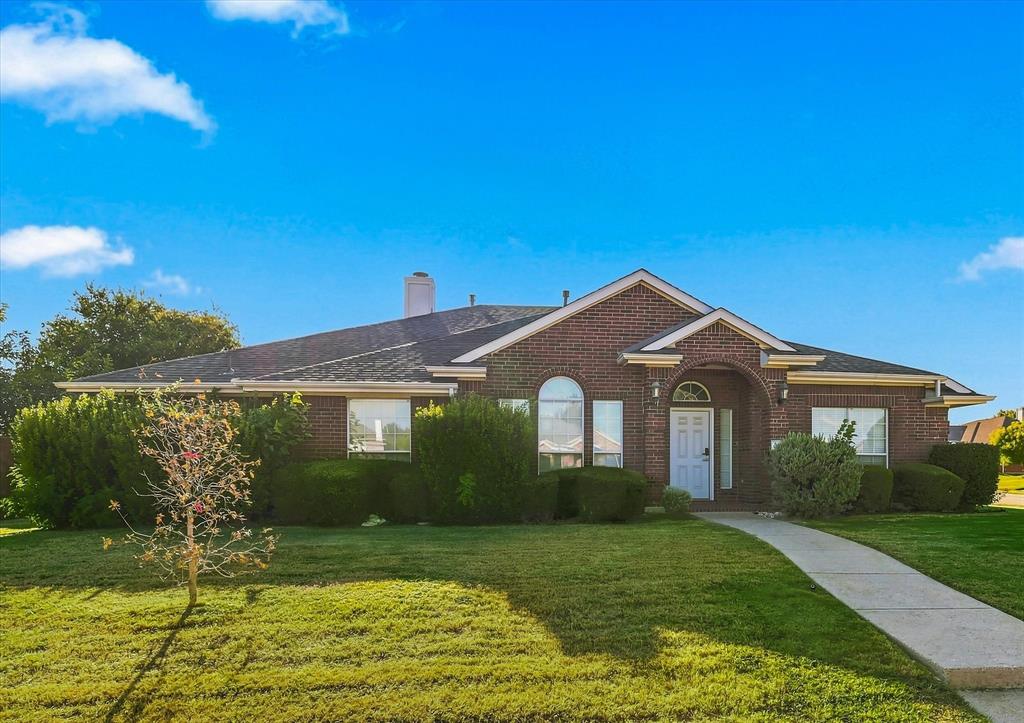 335 Linhurst Drive Property Photo 1