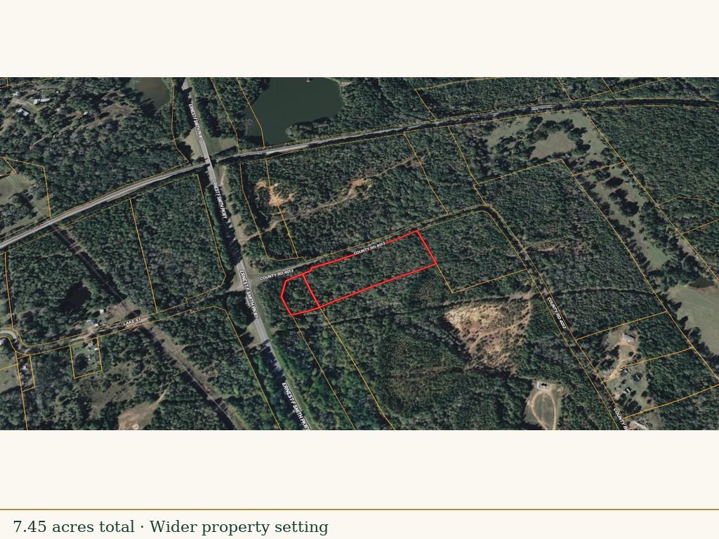 390 North Drive Property Photo 4