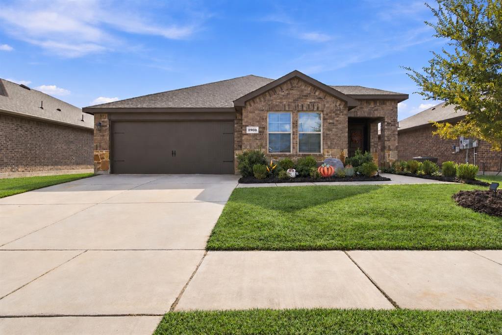 2908 Peony Drive Property Photo 1