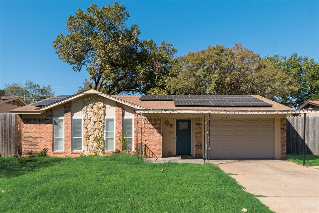 1717 Meadow Valley Property Photo 1