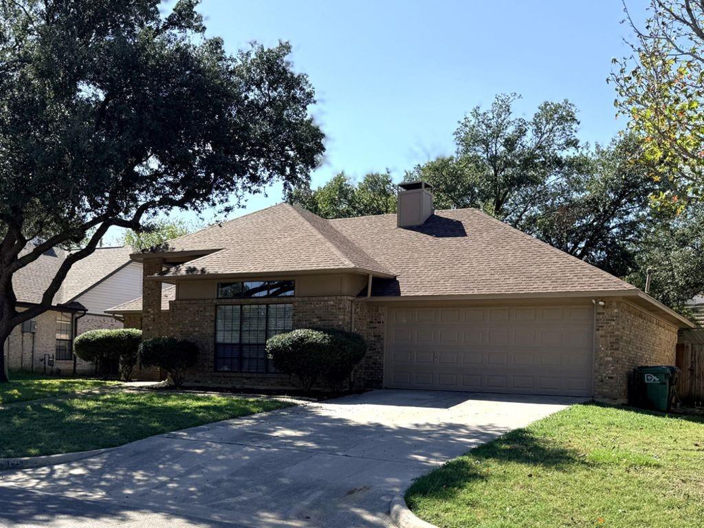 2317 Parkside Drive Property Photo 3