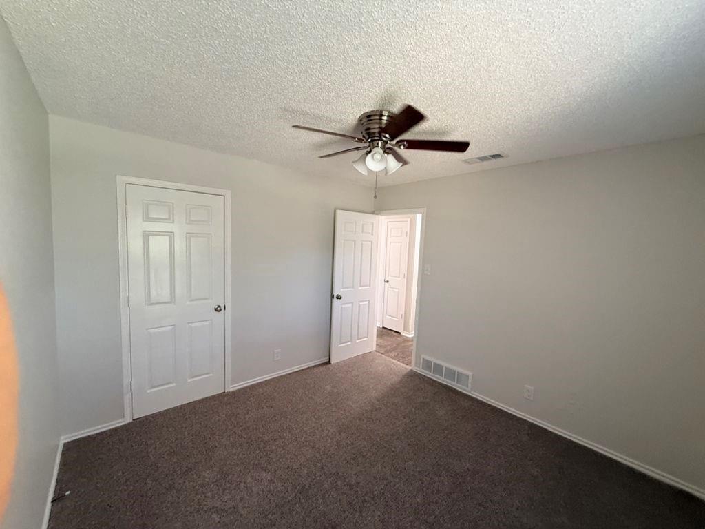 2317 Parkside Drive Property Photo 21