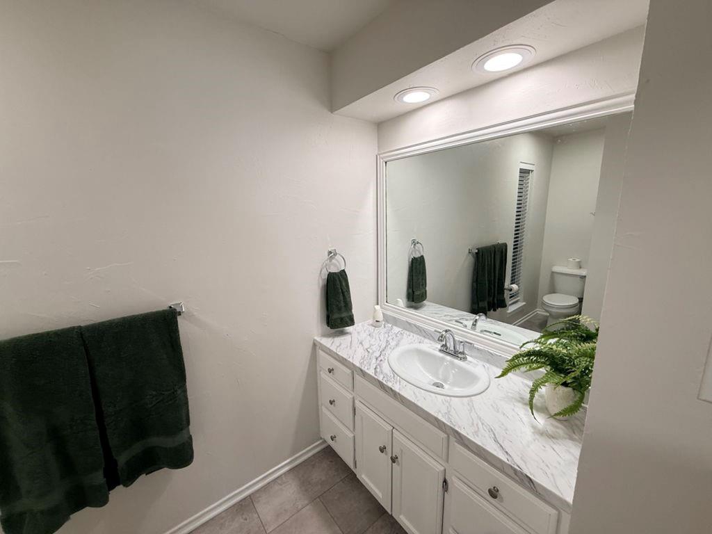 2317 Parkside Drive Property Photo 24