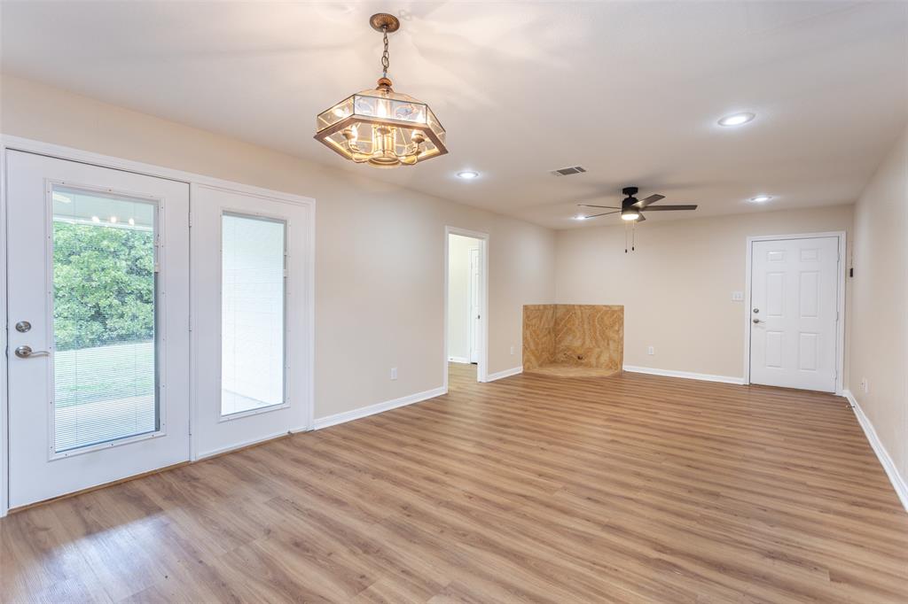 251 Denton Road Property Photo 11