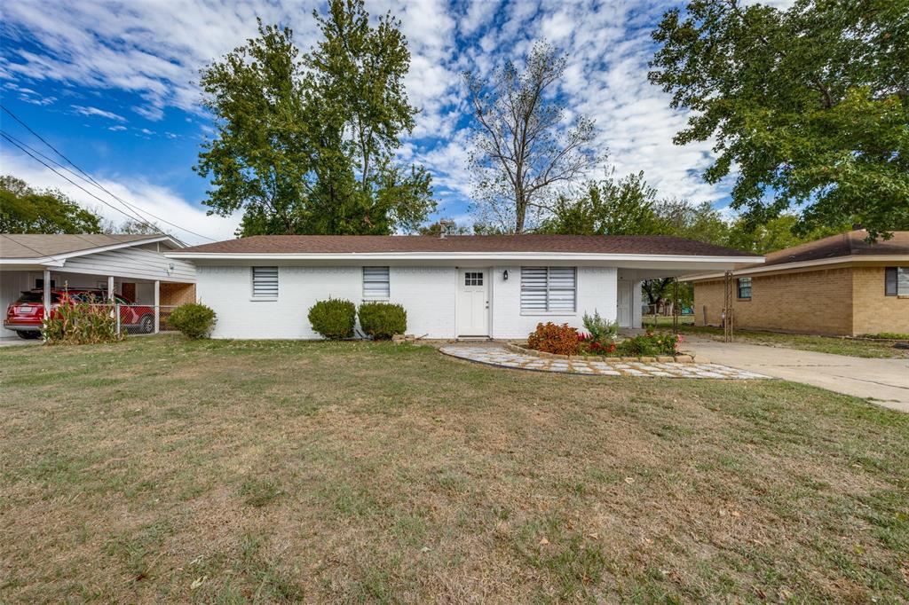 2020 Brown Avenue Property Photo 1