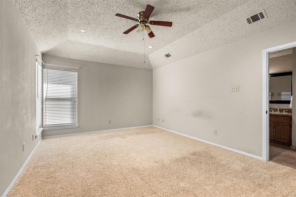 654 Park Lane Property Photo 22