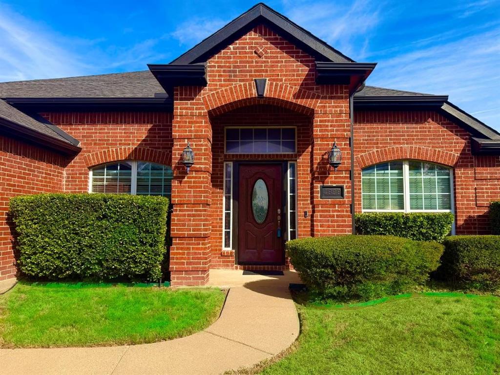 4898 Autumn Hill Property Photo 1