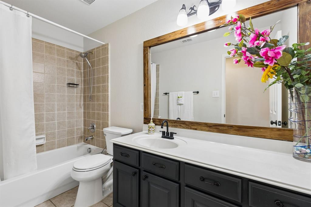 1592 Mahogany Drive Property Photo 21