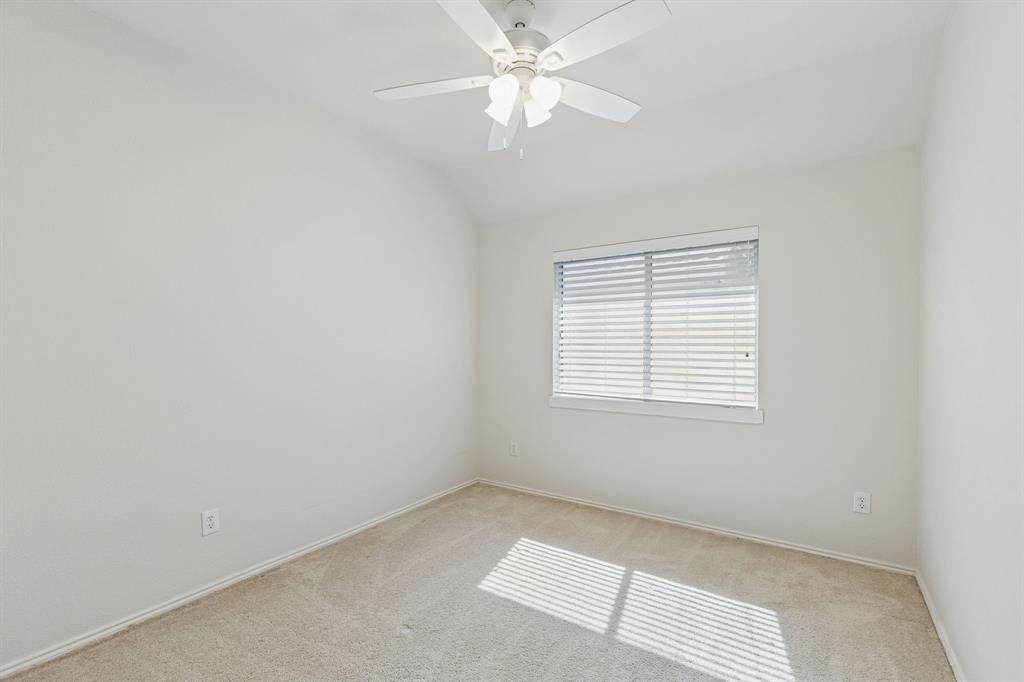 1592 Mahogany Drive Property Photo 30