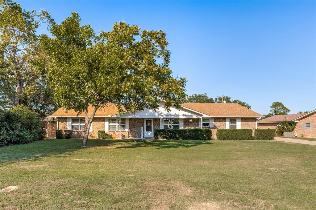 1429 College Street Property Photo 1