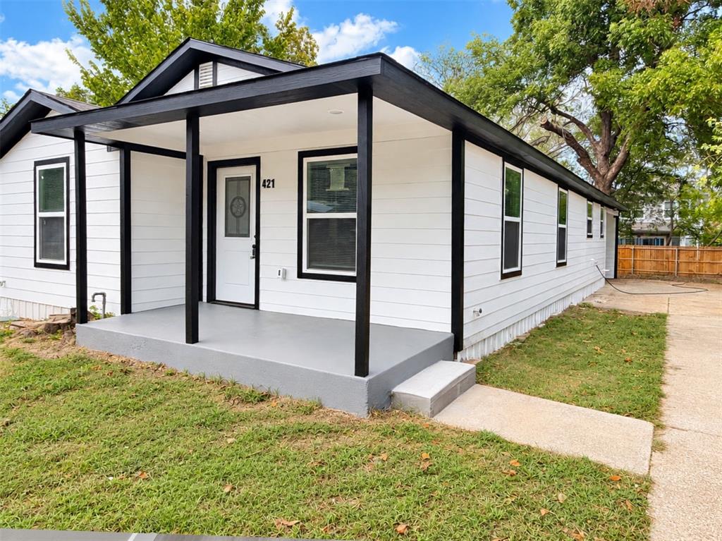 421 Ross Street Property Photo 1
