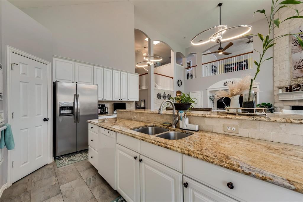 2109 Indian Trail Property Photo 11