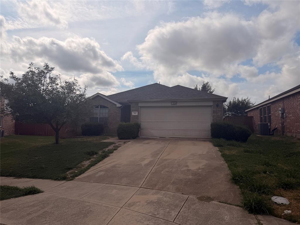 705 Bamboo Drive Property Photo 1